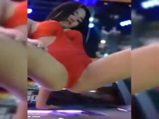 Тайська сексуальна спокусливий танець і бовдур трясти compilations | xhamster