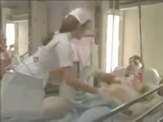 Chaud asiatique infirmière treats patient, gratuit twitter asiatique porno vidéo